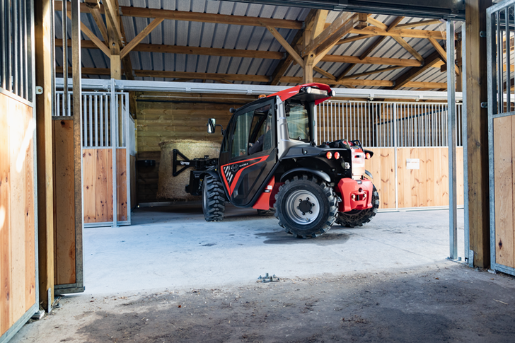 ULM MANITOU ABM valet de ferme agri construction bt paysagiste