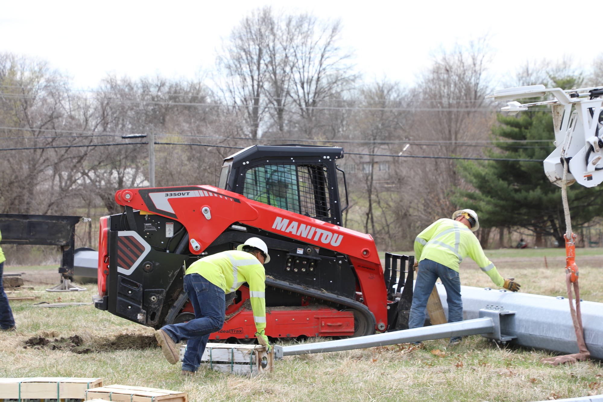 3350VT skid sur chenille manitou