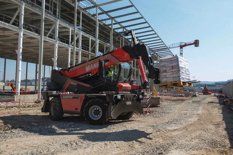 chariot 3 en 1 rotatif manitou