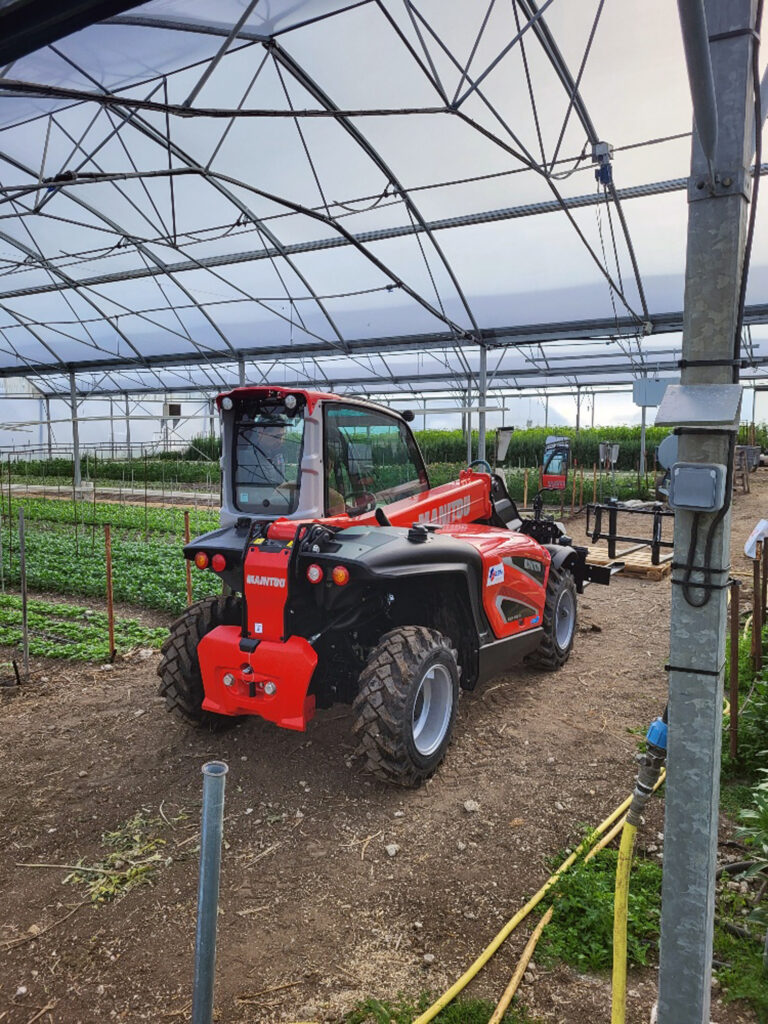ABM ULM 415 chariot ultra compact manitou