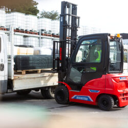 ME 425 LIFT LITHIUM MANITOU