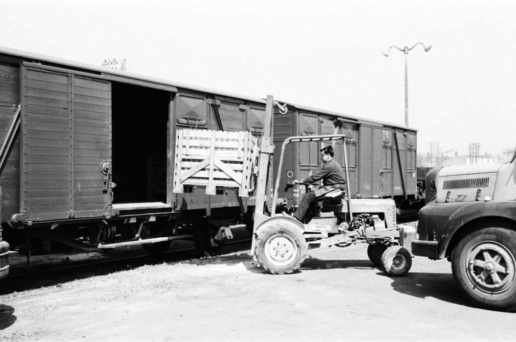 MC 5 1er chariot Manitou