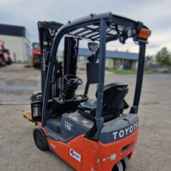 chariot élévateur triplex électrique occasion